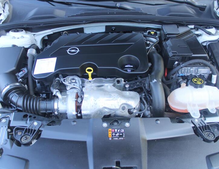 Opel Insignia 16