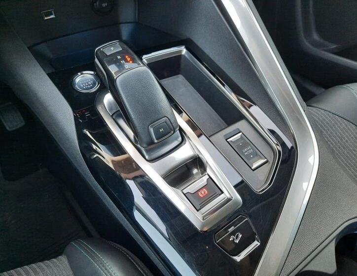 Peugeot 5008 26