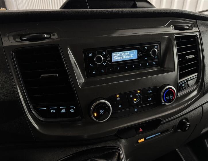 Ford Transit 26