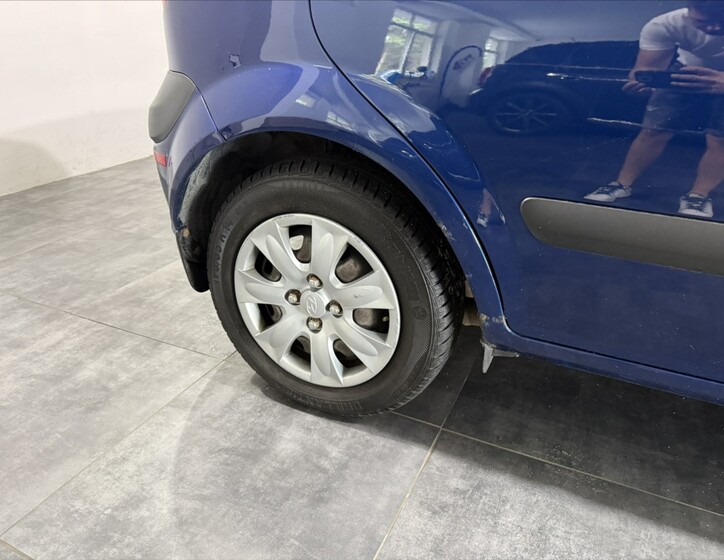 Hyundai Getz 13