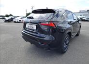 Lexus NX 300h 3