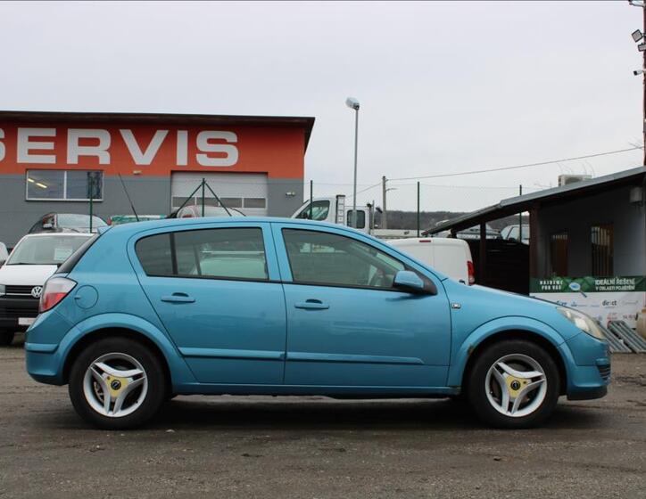 Opel Astra 4