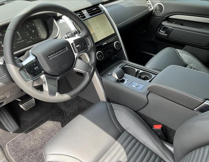 Land Rover Discovery 10