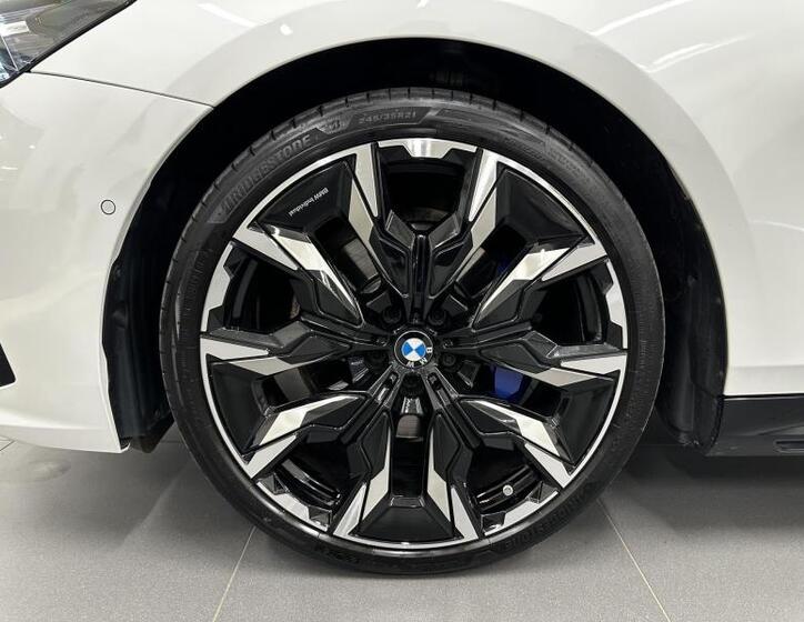 BMW Řada 5 4