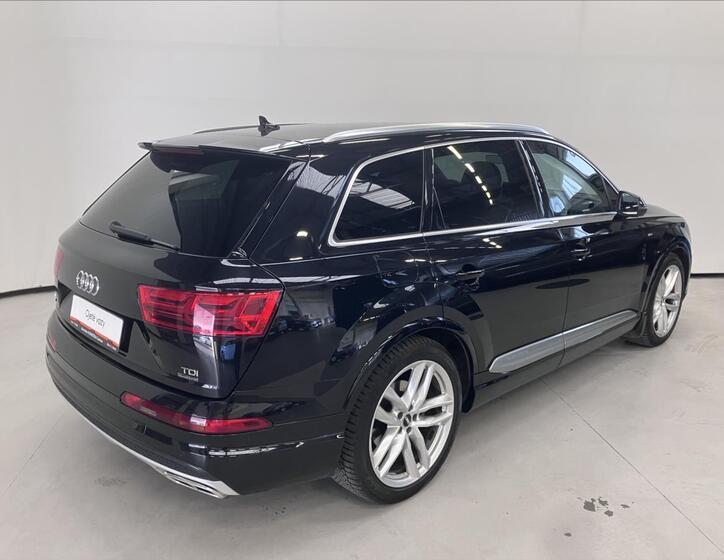 Audi Q7 2