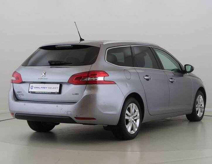 Peugeot 308 5
