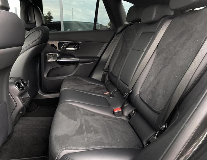 Mercedes-Benz GLC 11