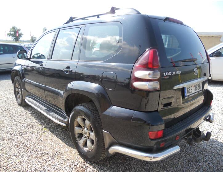 Toyota Land Cruiser 8