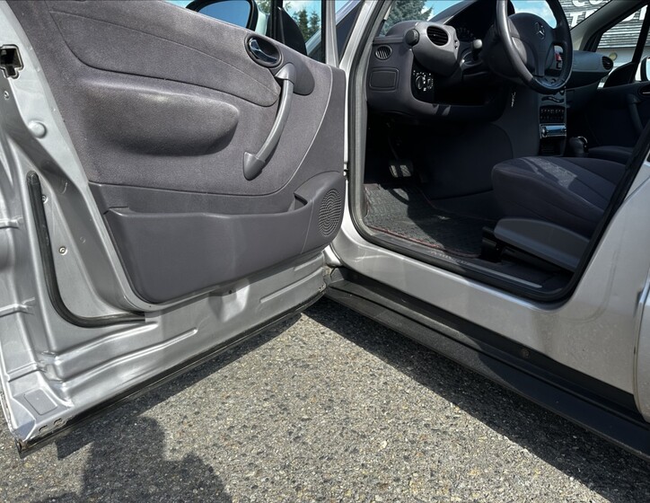 Mercedes-Benz Třídy A 10