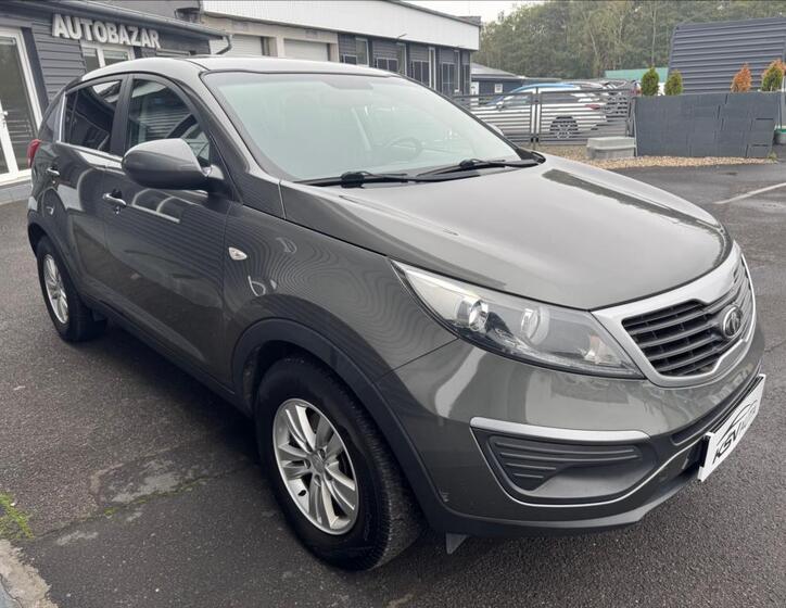 KIA Sportage 4