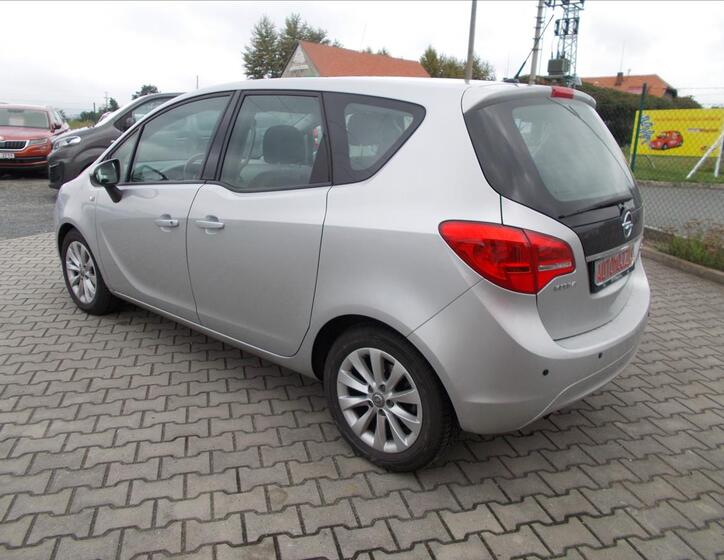 Opel Meriva 11
