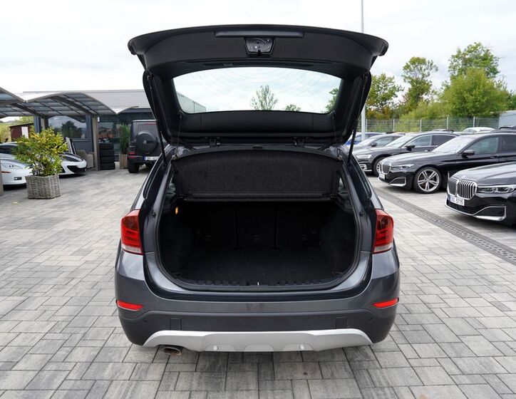BMW X1 11