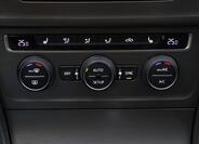 Volkswagen Golf 22