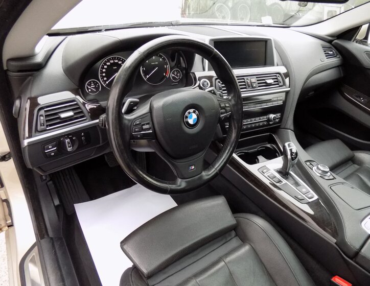 BMW Řada 6 12