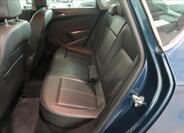 Opel Astra 8