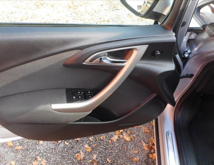 Opel Astra 10