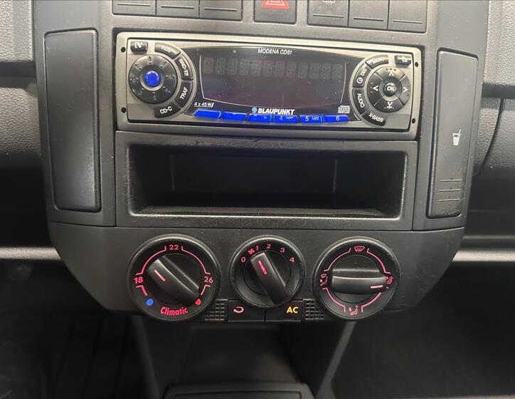 Volkswagen Polo 23