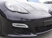 Porsche Panamera 8