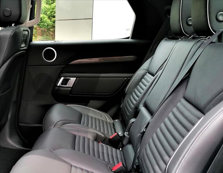 Land Rover Discovery 26