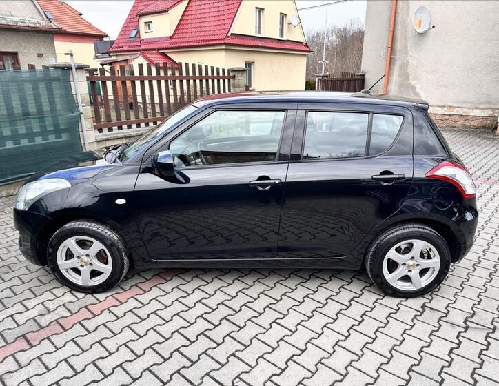 Suzuki Swift 8
