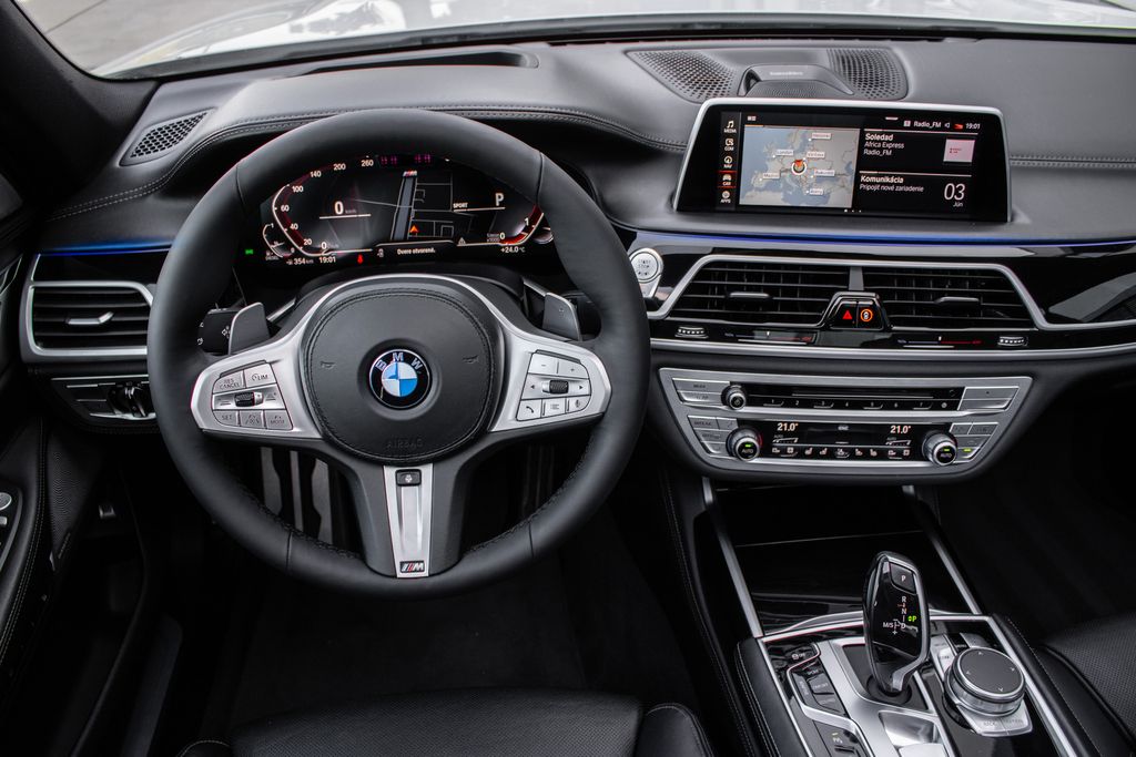 BMW Řada 7