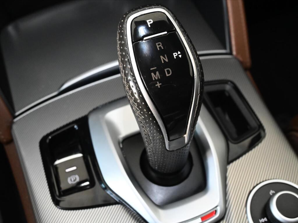 Alfa Romeo Stelvio 27