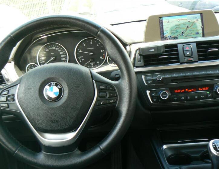 BMW Řada 3 13