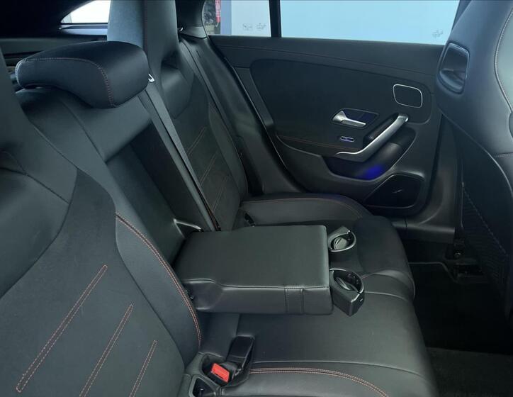 Mercedes-Benz CLA 20