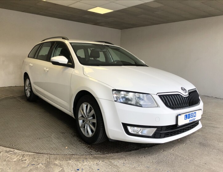 Škoda Octavia 1