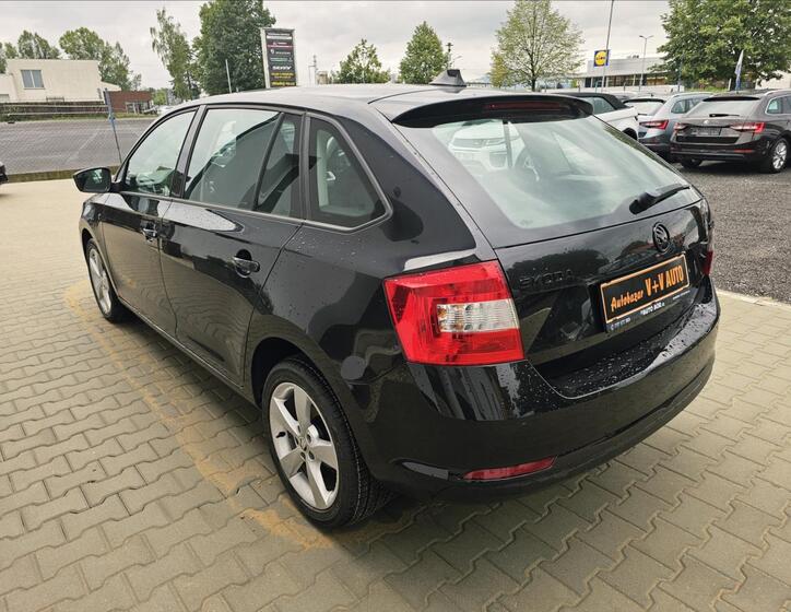 Škoda Rapid 8