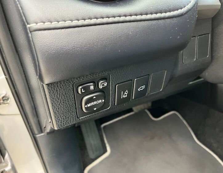 Toyota RAV4 19