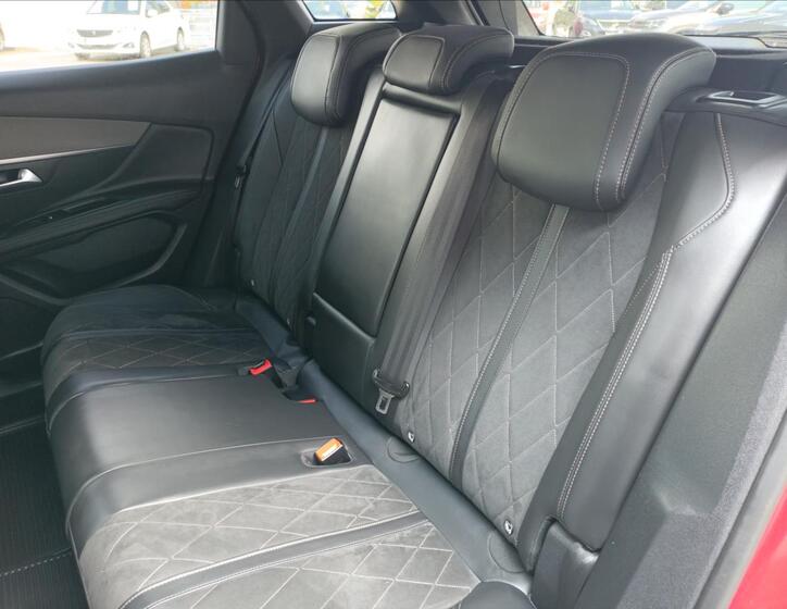 Peugeot 3008 6