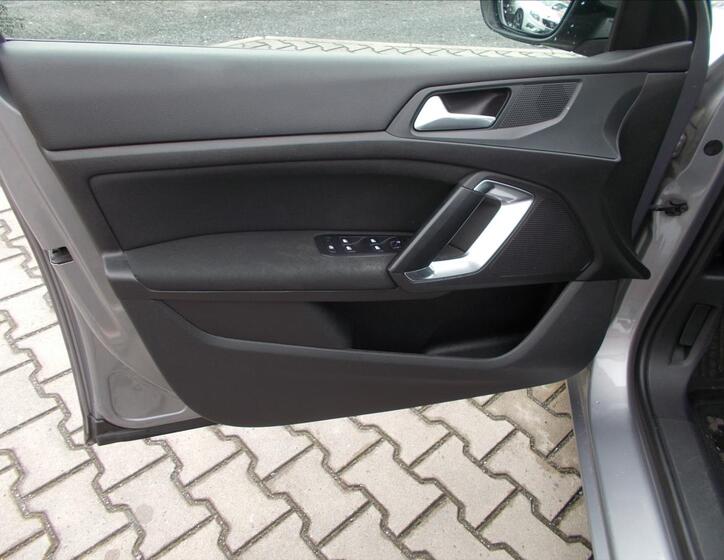 Peugeot 308 25