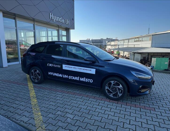 Hyundai i30 4