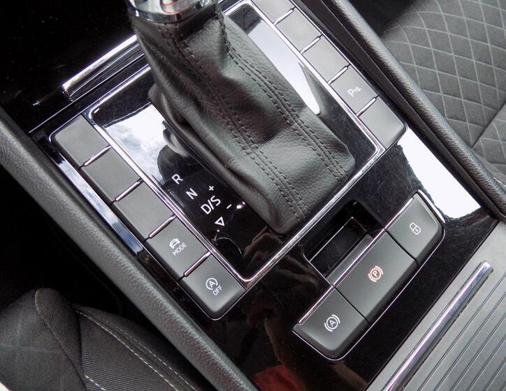 Škoda Superb 33