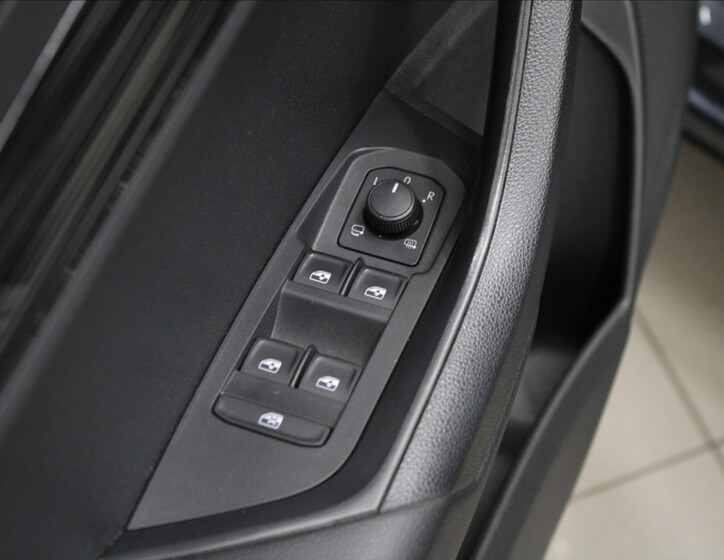 Škoda Karoq 18