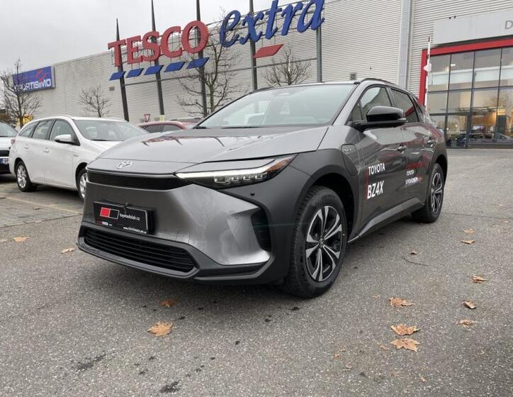 Toyota bZ4X 9
