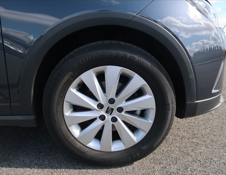 Seat Arona 10
