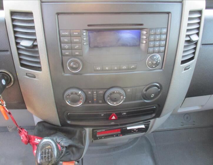 Volkswagen Crafter 16