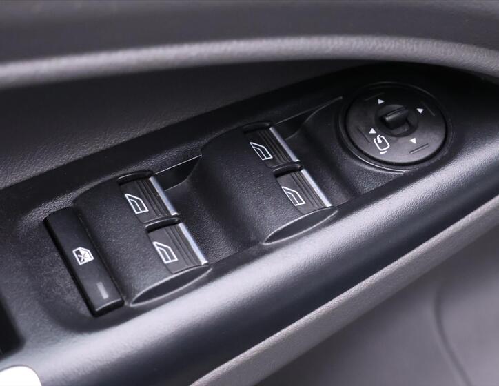 Ford Tourneo Connect 16