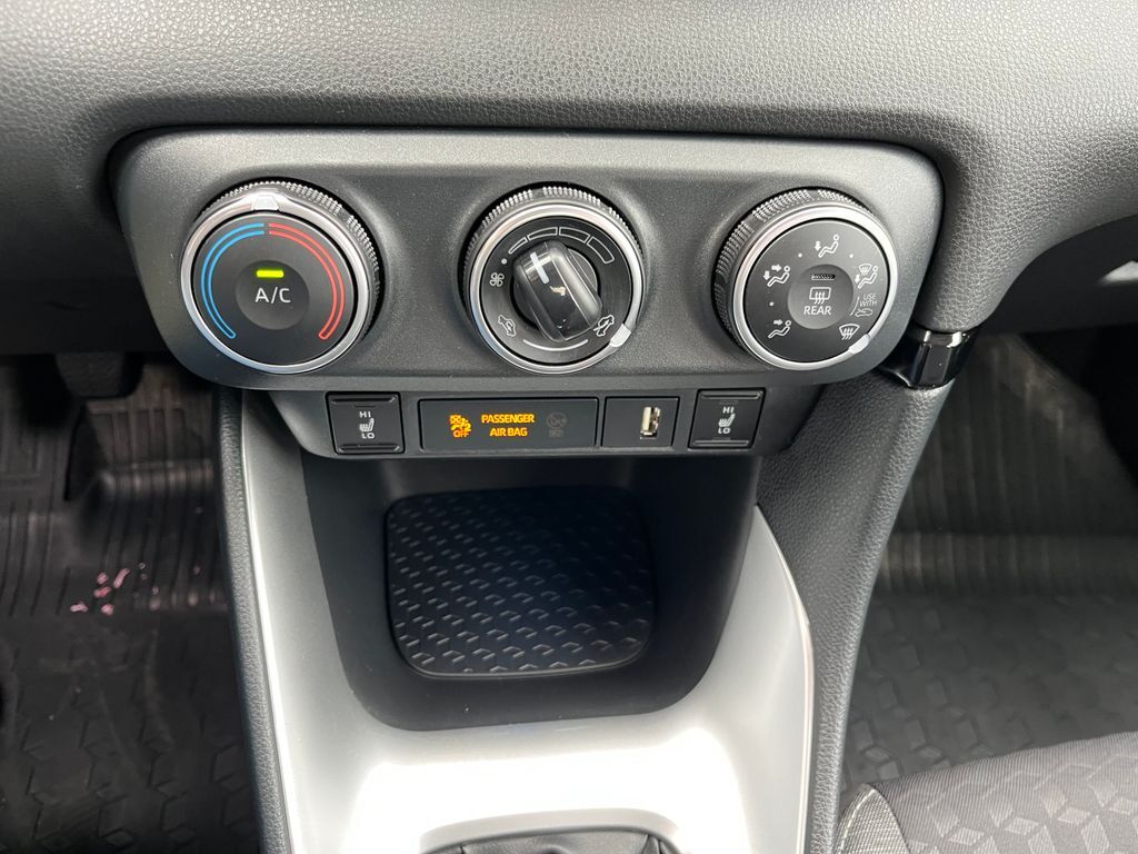 Toyota Yaris 26