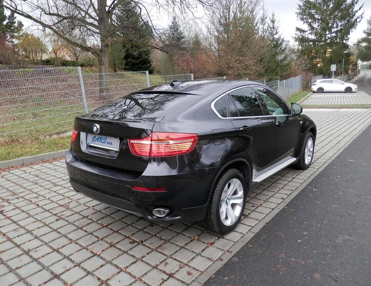 BMW X6 8