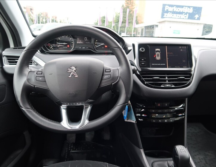 Peugeot 2008 15
