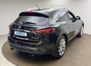Infiniti FX30 4