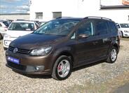 Volkswagen Touran 1