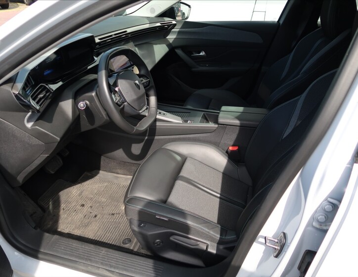 Peugeot 308 8
