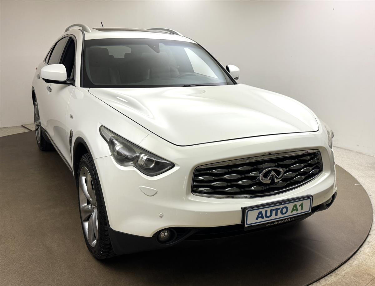 Infiniti FX30