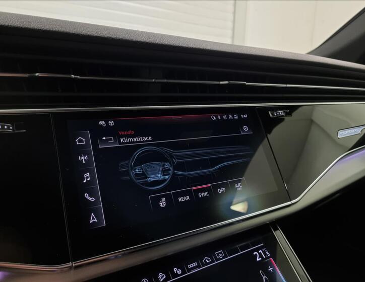 Audi SQ8 39
