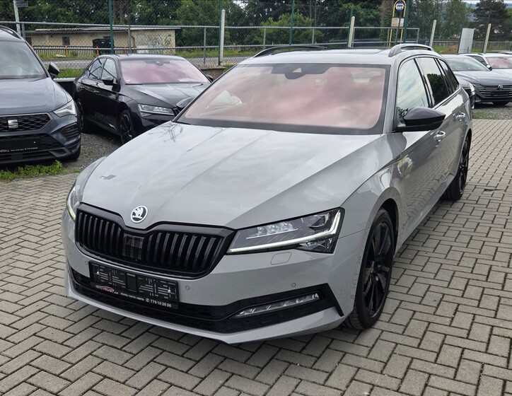 Škoda Superb 1
