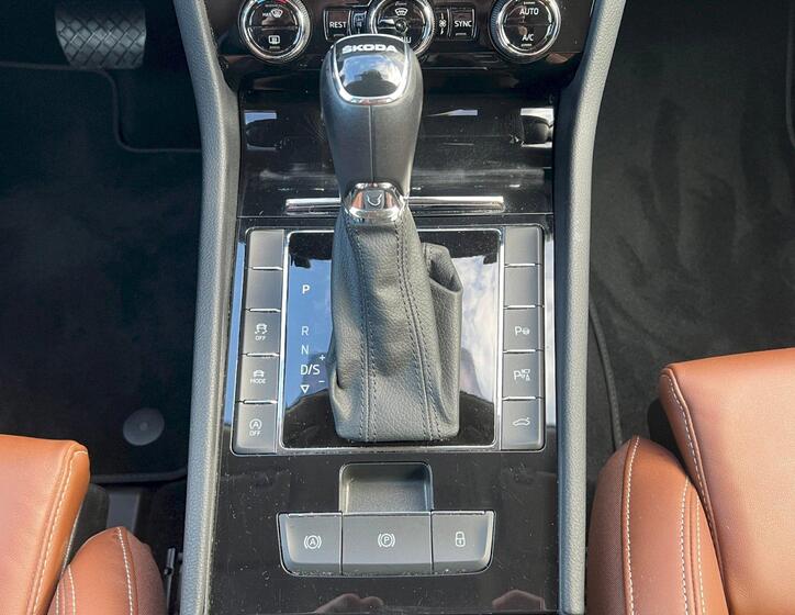 Škoda Superb 33